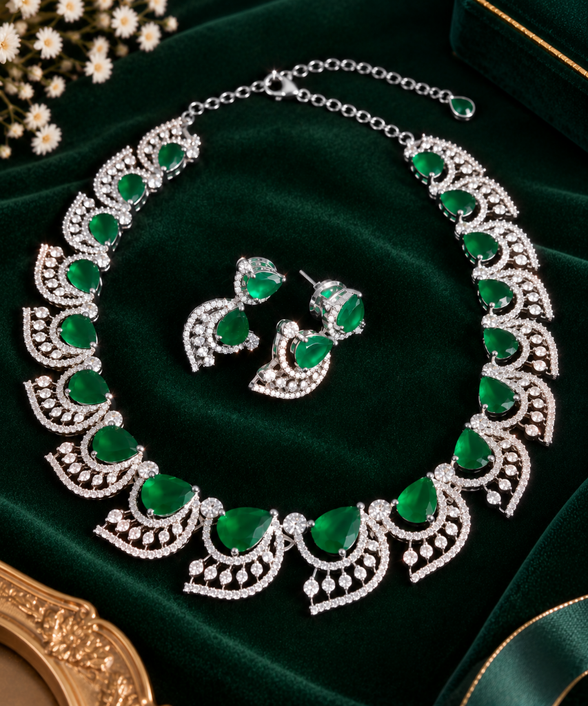 Luxury Emerald & Diamond Necklace Set
