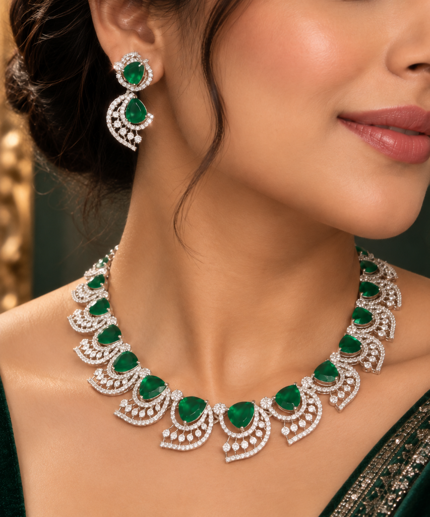 Luxury Emerald & Diamond Necklace Set