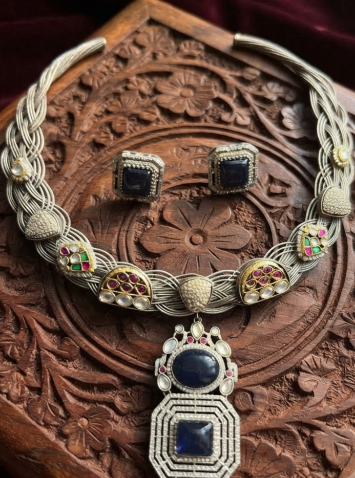 Rajwadi Sapphire Kundan Braid Set